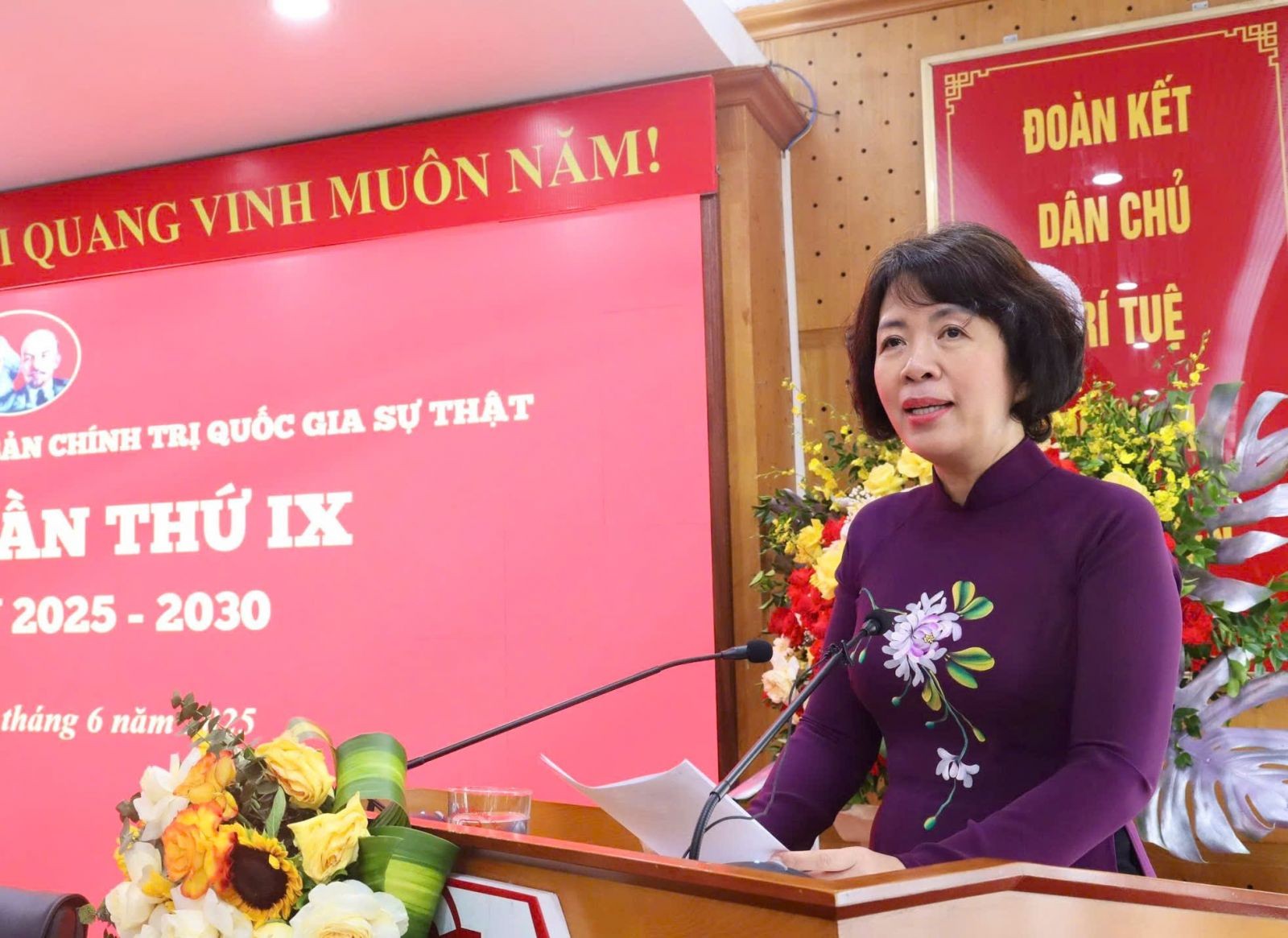 dai-hoi-dang-bo-co-quan-nha-xuat-ban-chinh-tri-quoc-gia-su-that-lan-thu-ix-3-1750923021.jpg