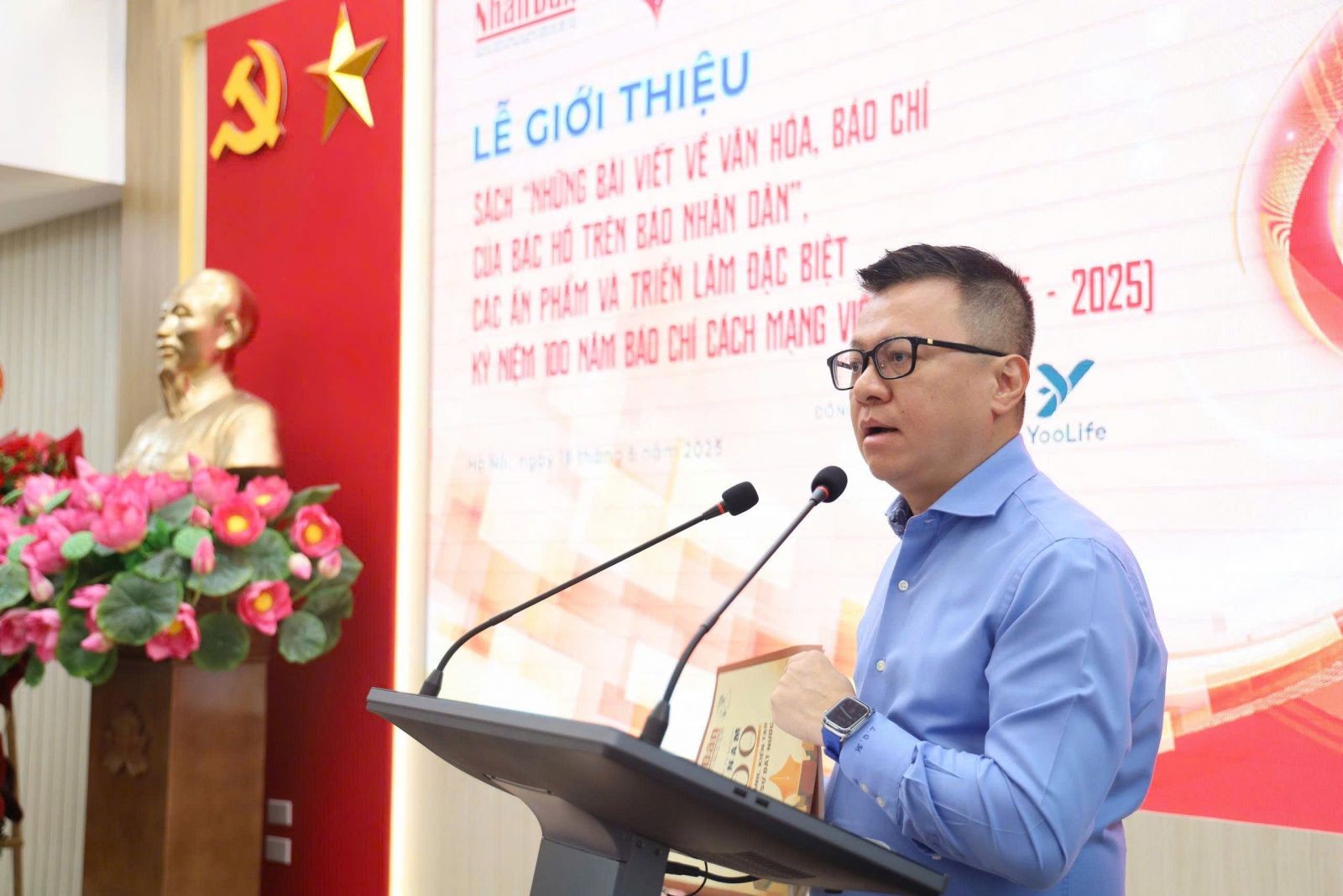 ra-mat-sach-nhung-bai-viet-ve-van-hoa-bao-chi-cua-bac-ho-tren-bao-nhan-dan-1-1750931021.jpg