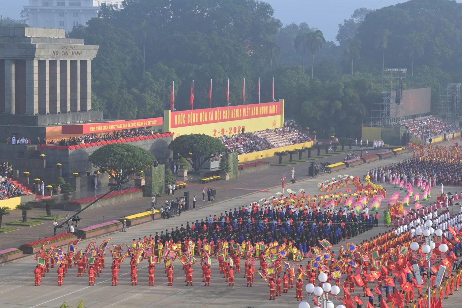 dai-bieu-2-1756783746.jpg
