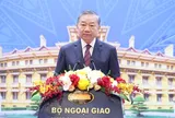 Đối ngoại phải phát huy vai trò tiên phong: Thấy sớm, tham mưu đúng, hành động kịp thời; góp phần bảo vệ Tổ quốc từ sớm, từ xa; mở đường, kết nối và tranh thủ nguồn lực phát triển*