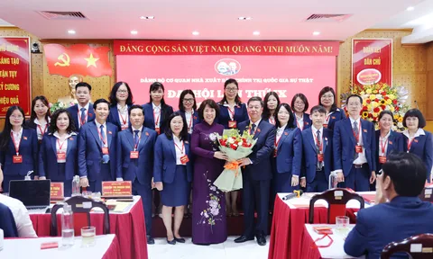 Phát huy truyền thống 80 năm xây dựng và phát triển, hoàn thành xuất sắc các mục tiêu, nhiệm vụ, đóng góp thiết thực, hiệu quả đối với sự nghiệp cách mạng của Đảng, của dân tộc*