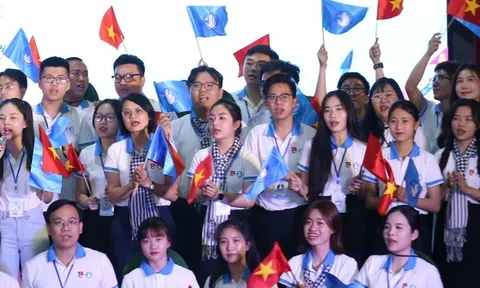 Phát huy vai trò của sinh viên ngành Xây dựng Đảng và Chính quyền nhà nước tham gia bảo vệ nền tảng tư tưởng của Đảng, đấu tranh phản bác các quan điểm sai trái, thù địch trong bối cảnh mới