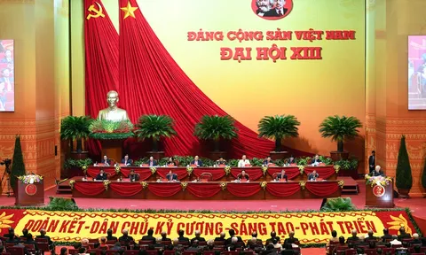 Thực hiện chủ trương đổi mới, sắp xếp tổ chức bộ máy của hệ thống chính trị và kiêm nhiệm chức danh
