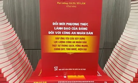 Đổi mới phương thức lãnh đạo của Đảng đối với Công an nhân dân đáp ứng yêu cầu xây dựng lực lượng Công an nhân dân thật sự trong sạch, vững mạnh, chính quy, tinh nhuệ, hiện đại