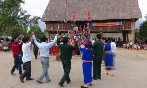 Đấu tranh chống lợi dụng vấn đề dân tộc, tôn giáo trên địa bàn Tây Nguyên hiện nay