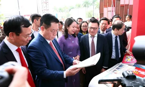 Lấy tư tưởng Hồ Chí Minh làm kim chỉ nam, báo chí cách mạng Việt Nam tham gia tích cực, hiệu quả vào xây dựng Đảng, Nhà nước và nâng cao quyền làm chủ của nhân dân