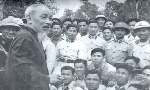 Xây dựng đội ngũ trí thức trong Quân đội nhân dân Việt Nam theo tư tưởng Hồ Chí Minh