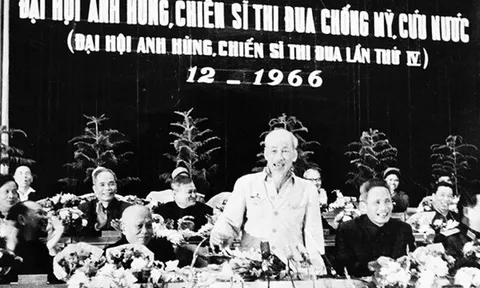 Tư tưởng Hồ Chí Minh về mô hình và con đường tổng quát phát triển Việt Nam