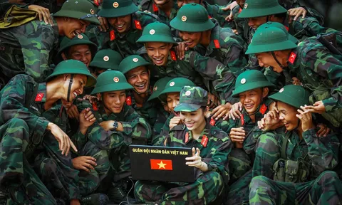 Xây dựng “thế trận lòng dân” trên không gian mạng để bảo vệ nền tảng tư tưởng của Đảng