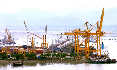 Kinh nghiệm quốc tế về phát huy vai trò của logistics trong phát triển kinh tế biển và bài học cho tỉnh Quảng Ninh