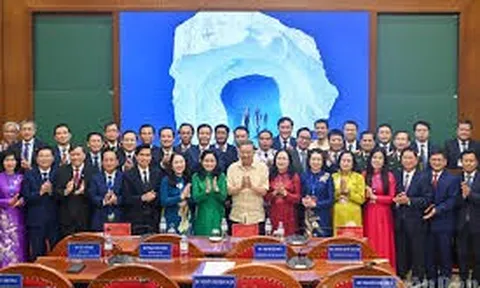 Xây dựng đội ngũ cán bộ đáp ứng yêu cầu phát triển đất nước đến năm 2030, tầm nhìn 2045