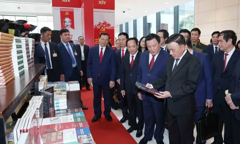 Bảo đảm văn kiện Đại hội XIV trở thành động lực đổi mới tư duy và hành động, khơi dậy khát vọng phát triển