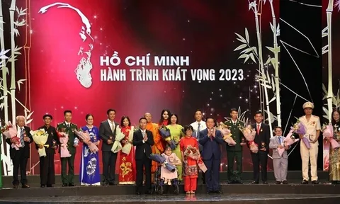 Đổi mới, đẩy mạnh việc học tập và làm theo tư tưởng, đạo đức, phong cách Hồ Chí Minh