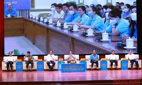 Thúc đẩy hoàn thiện chính sách, pháp luật liên quan đến người lao động