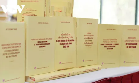 Giải pháp truyền thông nhằm tăng cường xuất bản sách lý luận chính trị bằng tiếng nước ngoài*
