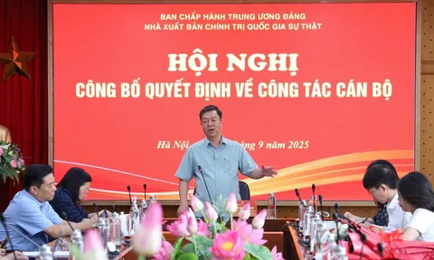 Đổi mới và tinh gọn tổ chức bộ máy, nâng cao hiệu quả hoạt động của Nhà xuất bản Chính trị quốc gia Sự thật