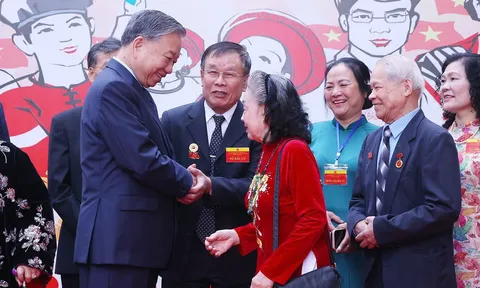 Ngày hội non sông và trọng trách trước nhân dân