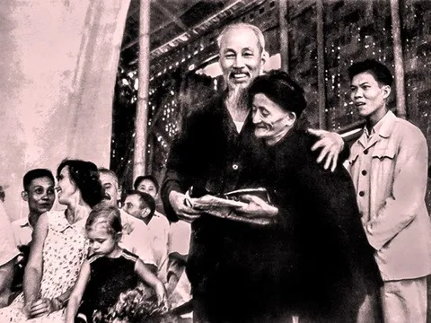 Tư tưởng Hồ Chí Minh về công tác tuyên truyền và sự vận dụng trong truyền thông chính sách về đa văn hóa ở Việt Nam hiện nay