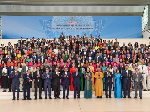 Thu hút chuyên gia, nhà khoa học quốc tế và trí thức Việt Nam ở nước ngoài góp phần phát triển nguồn nhân lực chất lượng cao trong bối cảnh mới