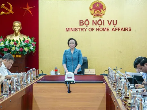 Tập trung xây dựng, hoàn thiện các văn bản thực hiện chính sách tiền lương mới