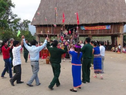 Đấu tranh chống lợi dụng vấn đề dân tộc, tôn giáo trên địa bàn Tây Nguyên hiện nay