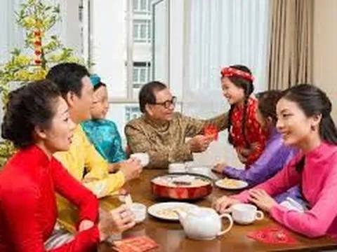 Toàn cầu hóa và những vấn đề đặt ra trong xây dựng hệ giá trị gia đình Việt Nam