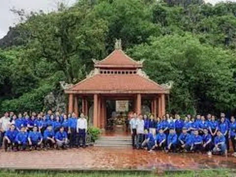 Giáo dục truyền thống cách mạng cho thanh niên từ giá trị của Cách mạng Tháng Tám năm 1945