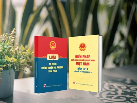 Nhà xuất bản Chính trị quốc gia Sự thật ra mắt sách về Hiến pháp sửa đổi năm 2025