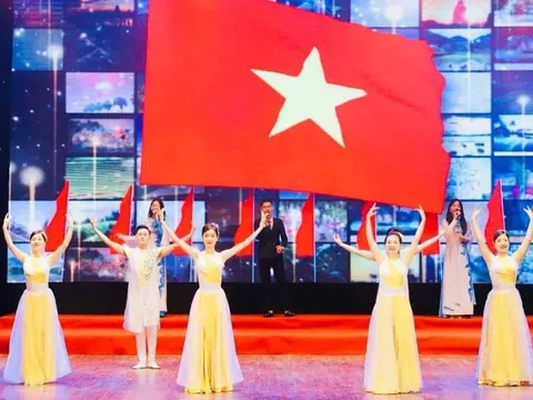 Giữ gìn bản sắc văn hóa dân tộc theo tinh thần Nghị quyết số 59-NQ/TW của Bộ Chính trị khóa XIII, đưa đất nước bước vào kỷ nguyên mới