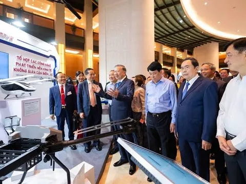 Sự phát triển nhận thức lý luận của Đảng Cộng sản Việt Nam về phát triển kinh tế tư nhân trong thời kỳ đổi mới