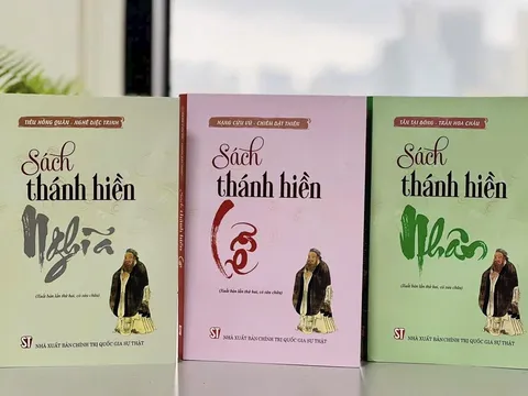 Bộ sách thánh hiền - Tinh hoa đạo lý cổ nhân