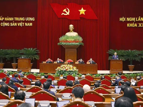 Lựa chọn thật kỹ lưỡng, chắc chắn, thận trọng, chính xác, đúng quy định nhân sự ban lãnh đạo cao nhất của Đảng*