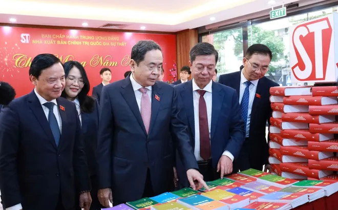 Phát biểu của Chủ tịch Quốc hội Trần Thanh Mẫn tại Lễ giới thiệu bộ sách Luật được thông qua tại Kỳ họp thứ 10 Quốc hội khóa XV